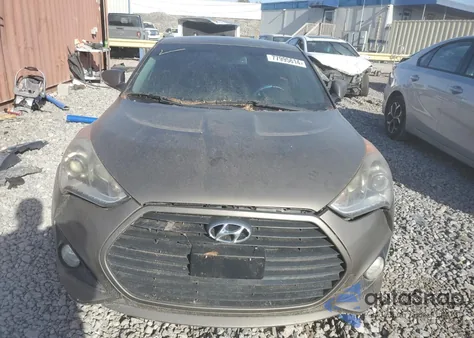 2013 Hyundai Veloster Turbo z USA, uszkodzony, nr VIN KMHTC6AE6DU173145